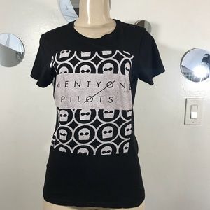 Twenty one pilots black T-shirt juniors Large